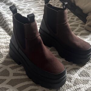 UGG Dark Brown Suede Chelsea boot